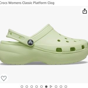 NWT Bright Green Women’s Classic Platform Crocs